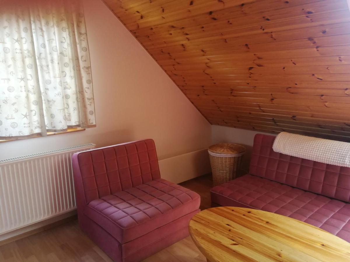 Bottyahat Guesthouse Rezi Εξωτερικό φωτογραφία