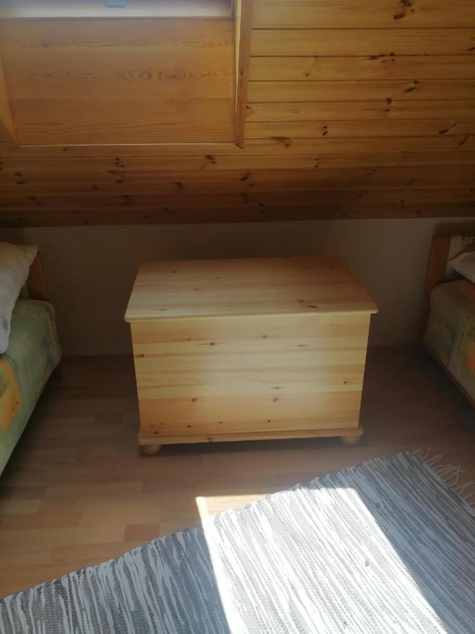 Bottyahat Guesthouse Rezi Εξωτερικό φωτογραφία
