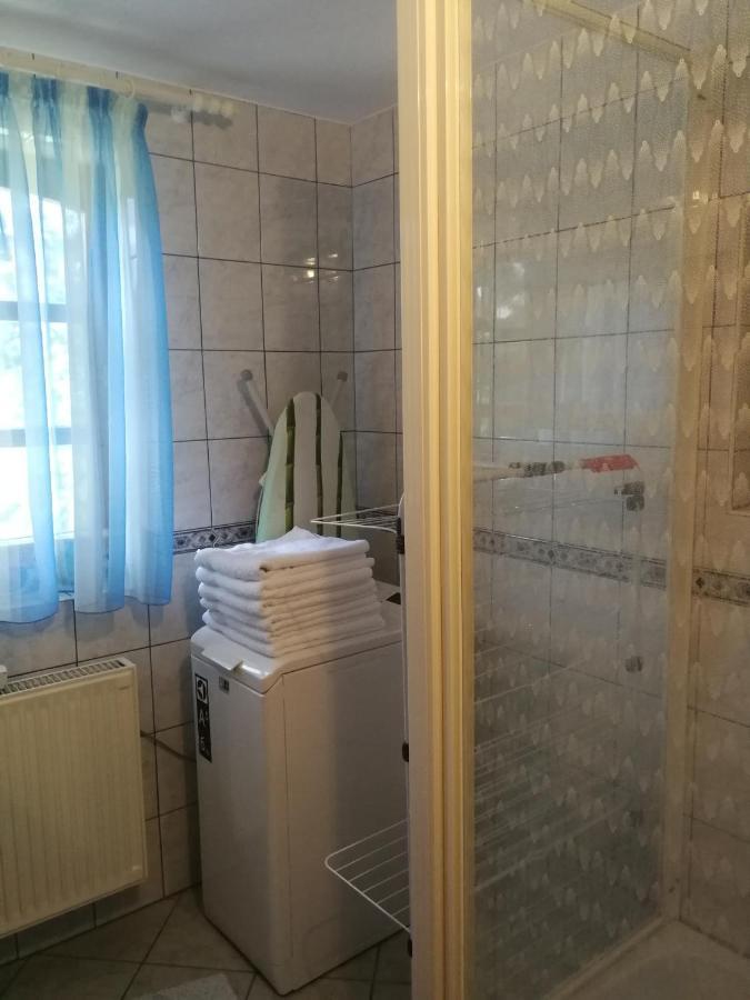 Bottyahat Guesthouse Rezi Εξωτερικό φωτογραφία